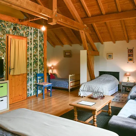 La Grange Du Paris Pensión